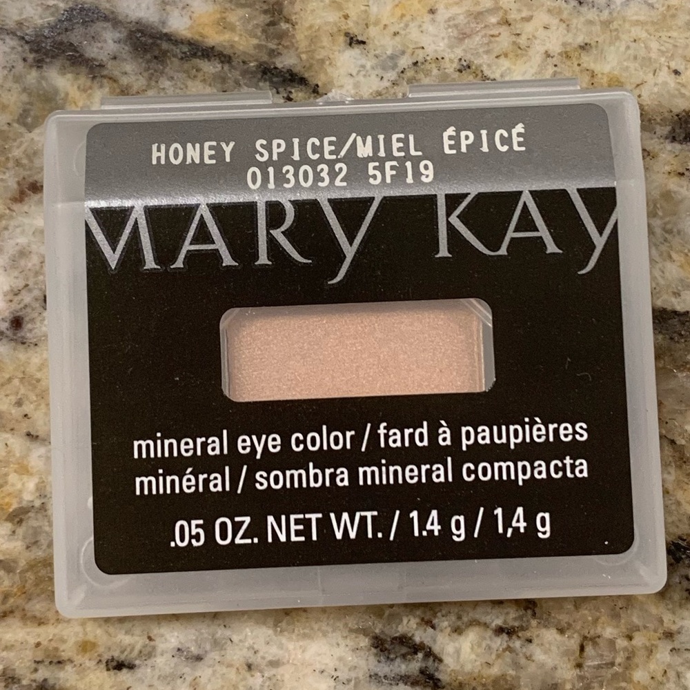 Mary Kay Honey Spice eyeshadow eye color
